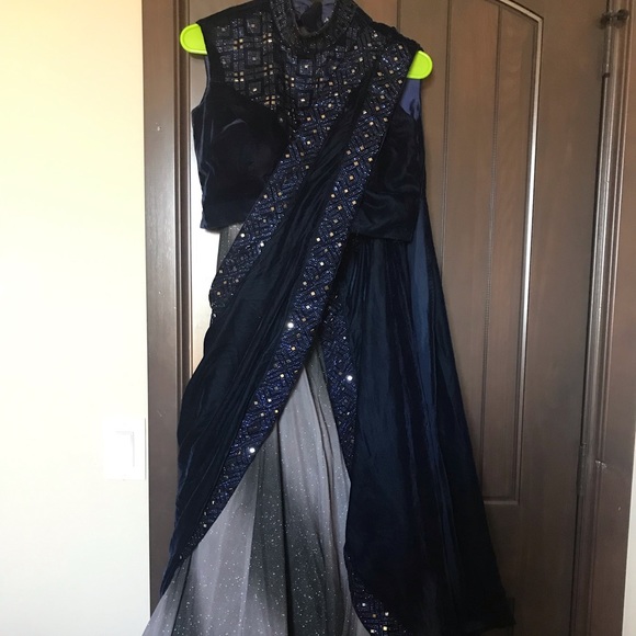 Indian Wedding outfit - Picture 2 of 8